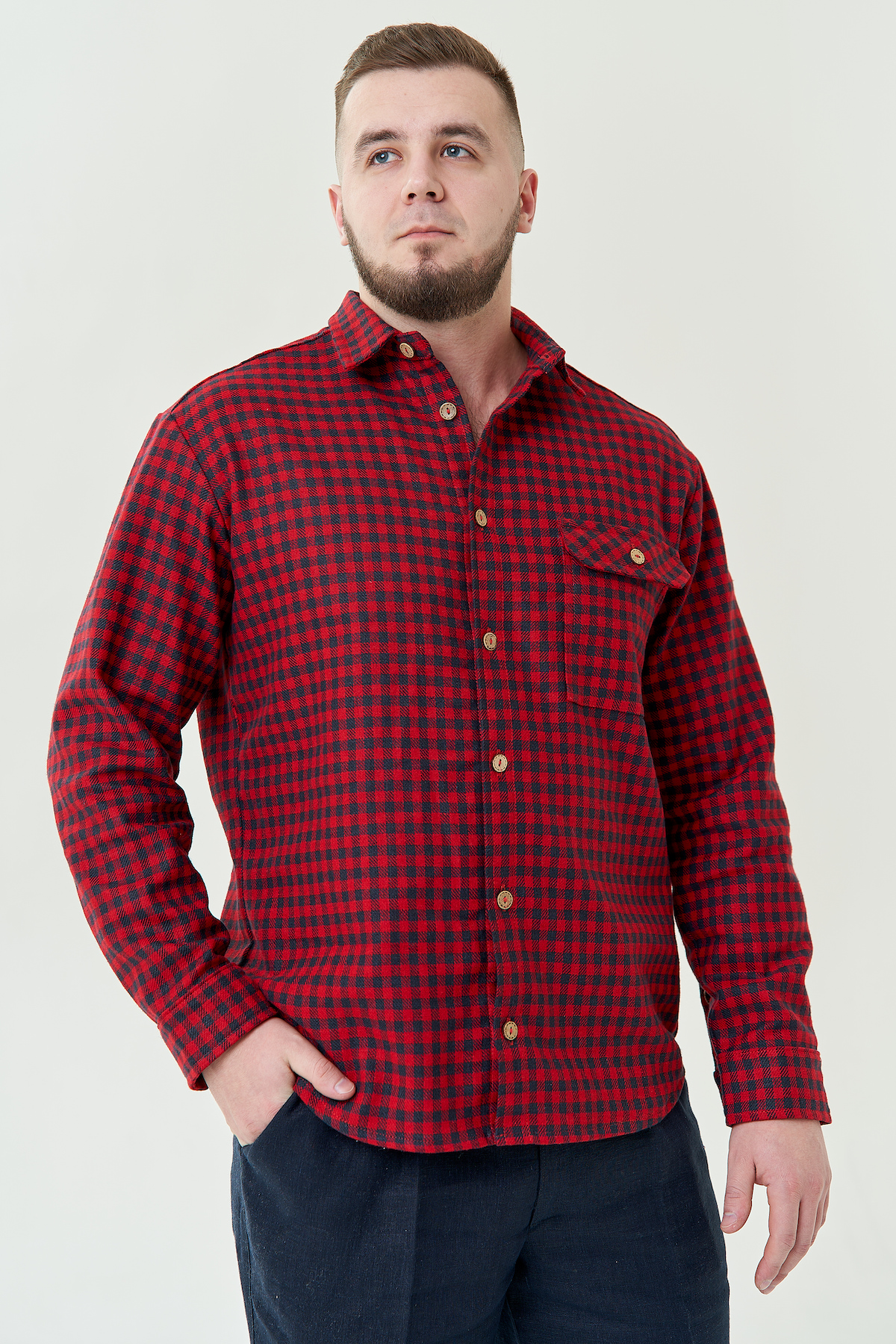 Men's shirt made of warm linen
